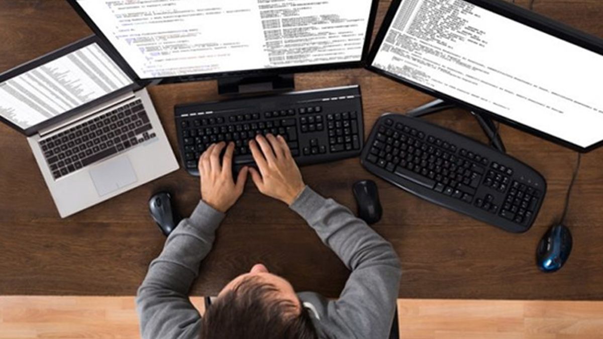 Programmer Hobos Menjawab Kebutuhan Konsumen Lewat Ajang Programmer
