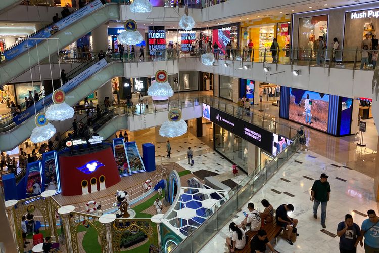 Rupiah Melemah Bikin Warga Kota Serba Waswas, Pilih Healing Murah, Dana Darurat Jadi Prioritas