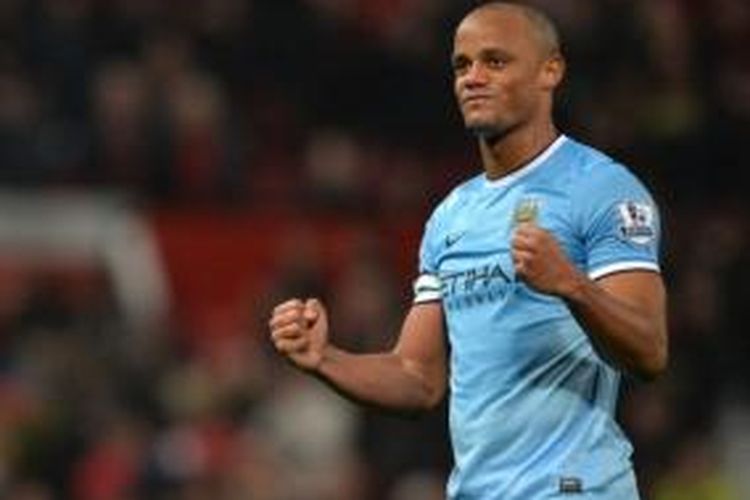 Bek Manchester City, Vincent Kompany.