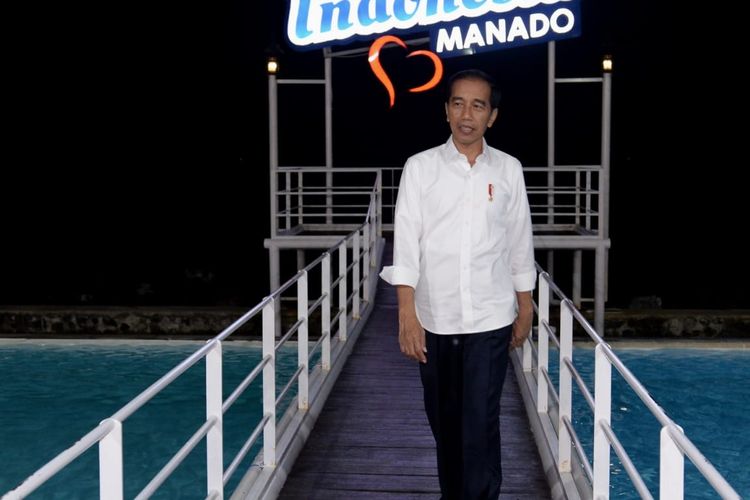 Presiden Jokowi mengunjungi Jendela Indonesia, yang berlokasi di Jalan Piere Tendean, Sario Tumpaan, Sario, Kota Manado, Kamis (4/7/2019).