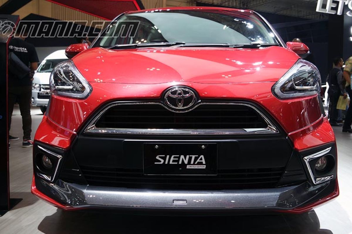 Toyota Sienta Limited dengan body kit Modellista, cuma dijual 30 unit dan semuanya berwarna merah.