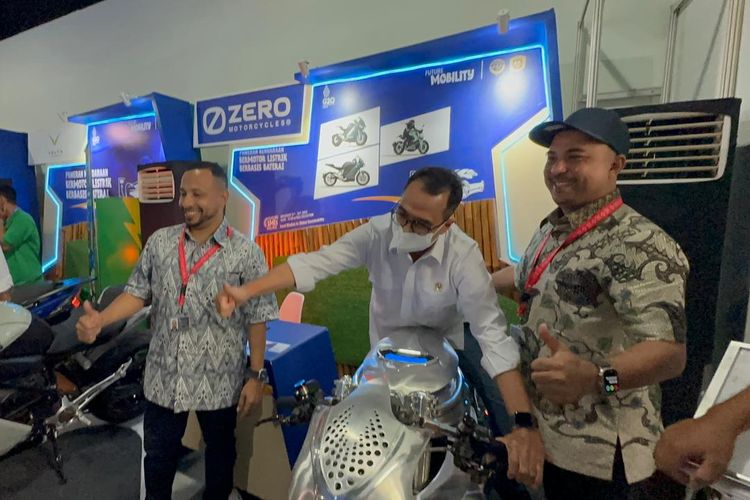 Motor listrik Zero Motorcycle ramaikan ajang KTT G20 di Bali