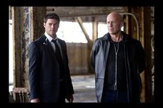 Sinopsis Film RED, Ketika Bruce Willis Diburu Agen CIA