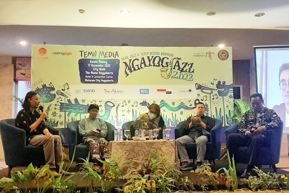 Jumpa pers penyelenggaraan Ngayogjazz 2022 di The Alana Hotel. Pada tahun ini Ngayogjazz digelar di Padukuhan Cibuk Kidul, Kalurahan Margoluwih, Kapanewon Seyegan, Kabupaten Sleman, DI Yogyakarta (DIY) pada 19 November 2022 mendatang.