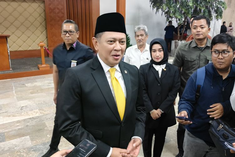 Wakil Ketua Umum Partai Golkar Bambang Soesatyo atau Bamsoet ditemui di Kompleks Parlemen Senayan, Jakarta, Jumat (8/3/2024).