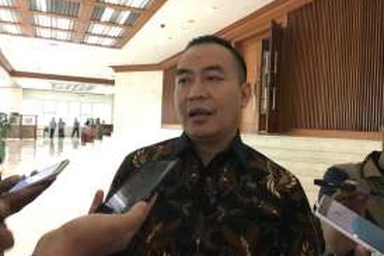 Anggota Komisi III dari Fraksi Partai Demokrat Didik Mukrianto di Kompleks Parlemen, Senayan, Jakarta, Selasa (4/10/2016)