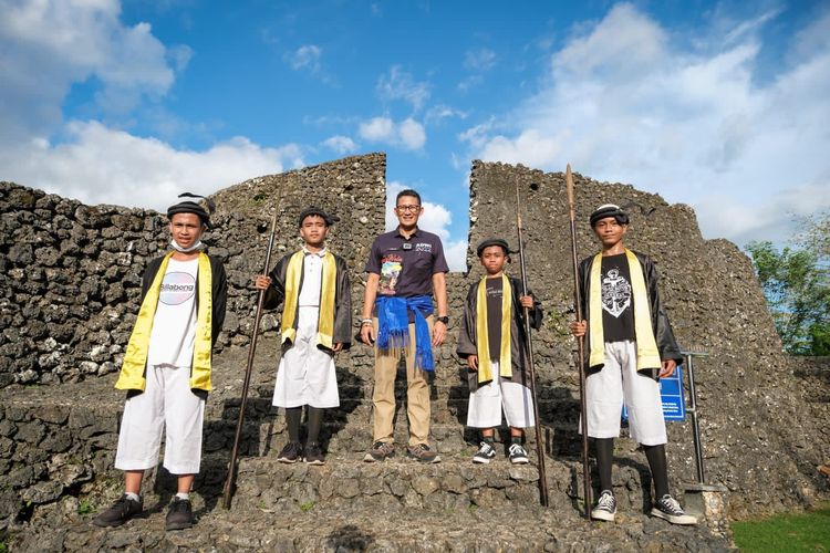 Menparekraf Sandiaga Uno kunjungi Desa Wisata Limbo Wolio