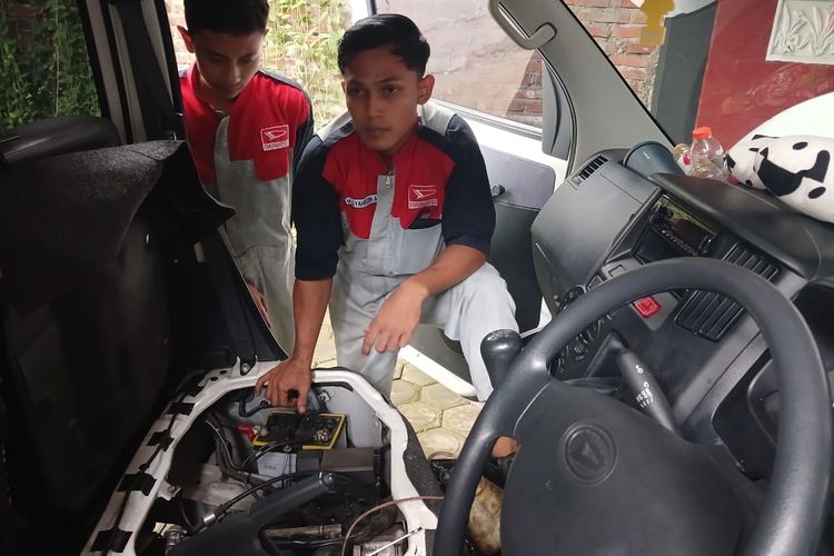 Daihatsu Gran Max yang digunakan tim Merapah Trans Jawa 2024 sempat mengalami overheat