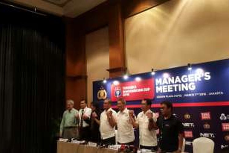 Panitia pelaksana Piala Bhayangkara melakukan pembagian grup di Hotel Crown Plaza Jakarta, Senin (7/3/2016).