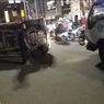 Hindari Motor, Mobil Pajero Terbalik Setelah Tabrak Lampu Merah di Cideng Timur