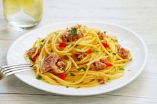 Cara Membuat Pasta Aglio Olio, Pakai Linguine