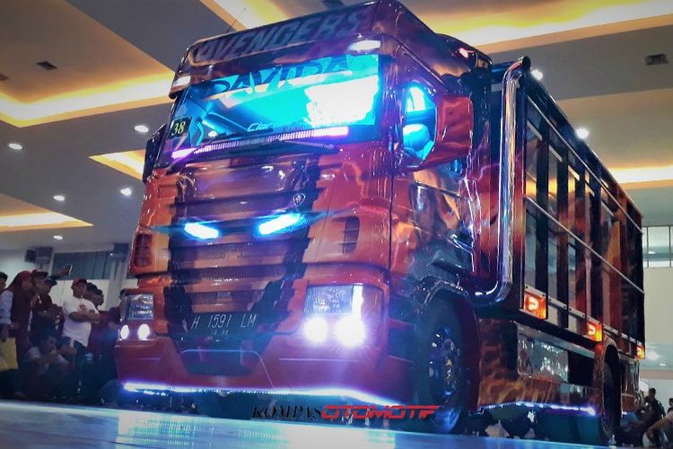 Modifikasi truk bertema Avengers di JTF 2018