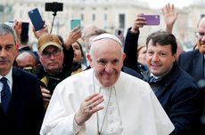 Dikabarkan Sedang Sakit, Paus Fransiskus Pimpin Misa Pagi