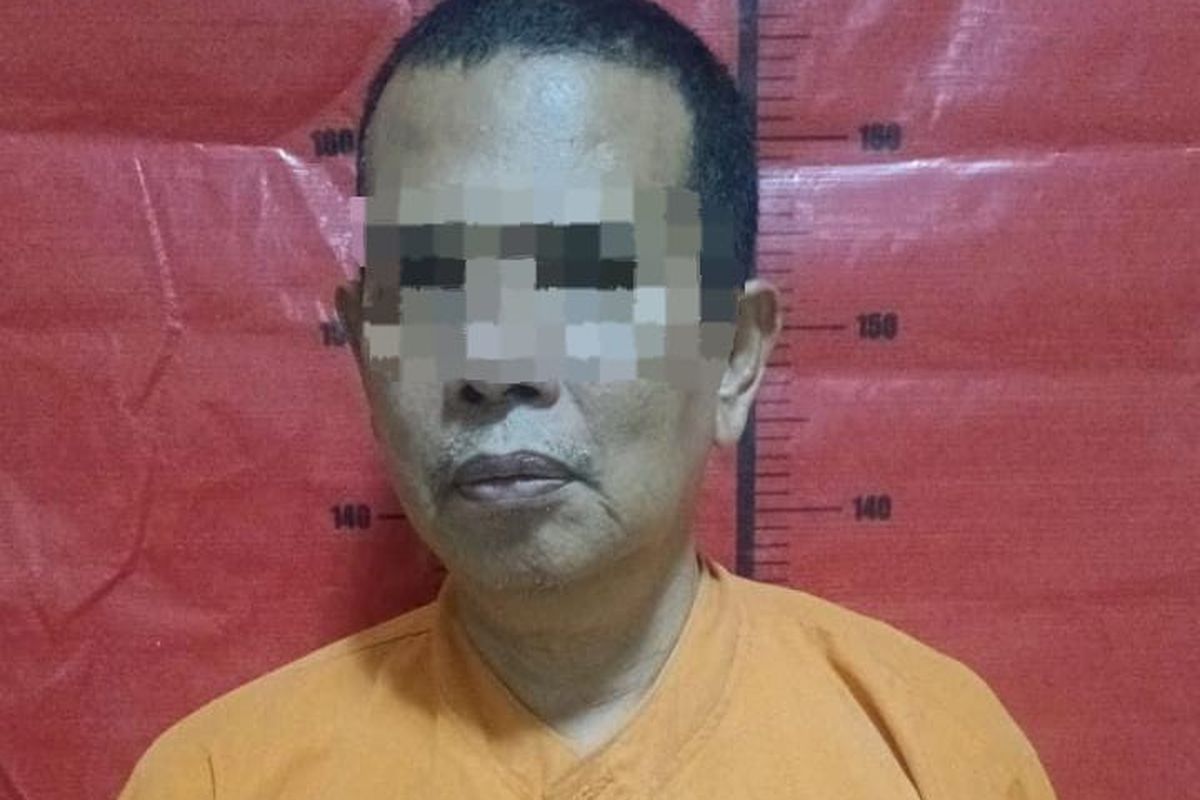 Pelaku Jufri saat diamankan Polres Sumenep. 