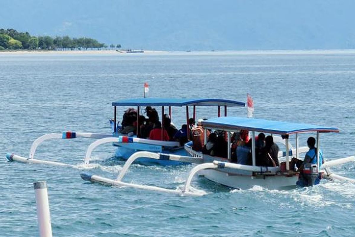 Lombok, Indonesia has become a popular tourist destination in Indonesia and there are plenty of places to visit outside of the Gili Islands.