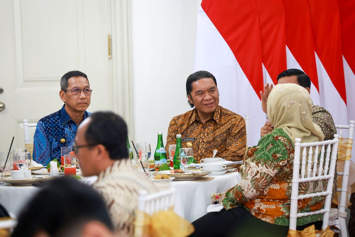 Pj Gubernur Al Muktabar hadiri HLM bersama Pj Gubernur DKI Jakarta untuk bahas pengendalian inflasi di Pulau Jawa.