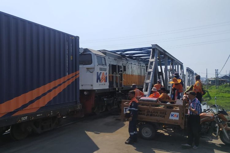 Kondisi jalur kereta api di Jalan Madukoro, Kota Semarang sudah bisa dilalui dua jalur, Rabu (19/7/2023). 