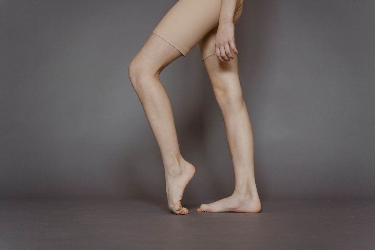 Ada sejumlah latihan yang bisa dilakukan untuk menyiasati kondisi kaki dengan telapak yang datar.