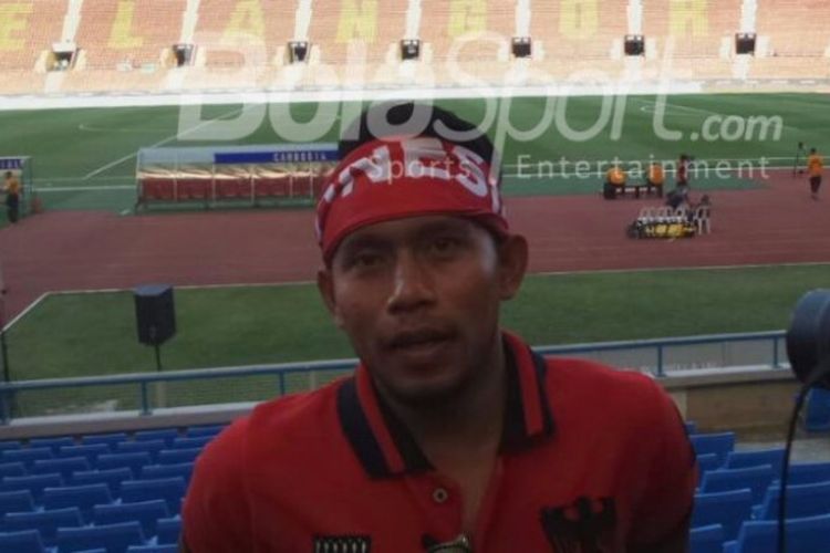 Andik Vermansah beri dukungan langsung saat timnas Indonesia hadapi Kamboja, Kamis (24/8/2017). 