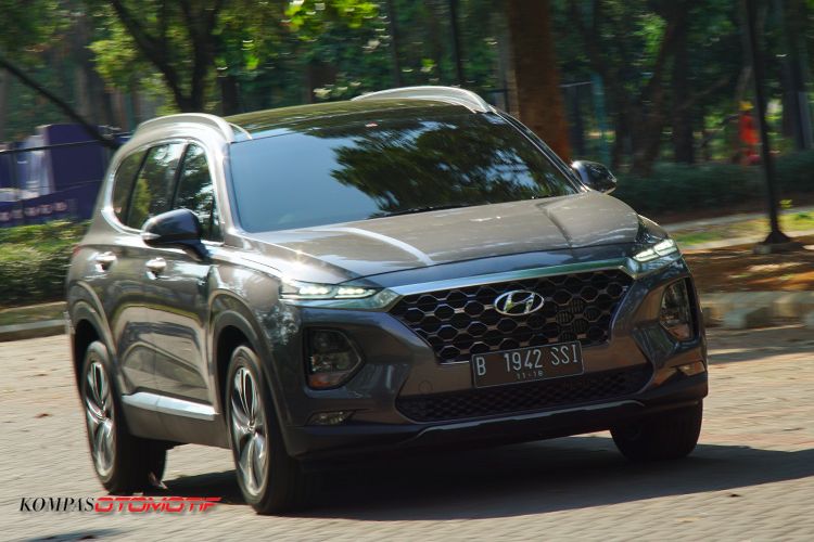 Hyundai Santa Fe XG CRDi 2.2