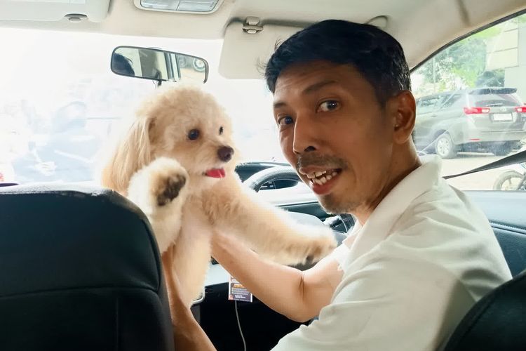 Dulu Driver Taksi Online, Sarjana Teknik Ini Kini Raup Rp 1 Juta Sehari dari Jasa Taksi Anjing