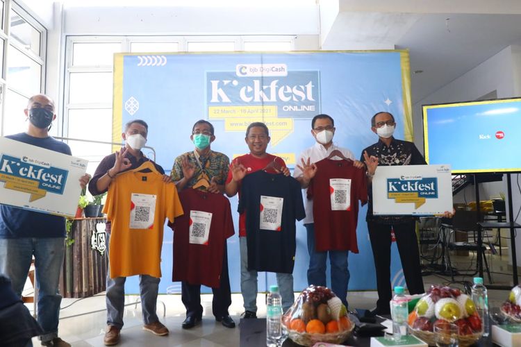 Sebanyak 250 brand lokal dari berbagai daerah di Indonesia meramaikan Kickfest 2021. Tahun ini, pelaksanaan Kickfest dilakukan secara online. 