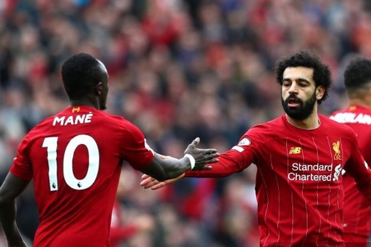 Dua inverted winger Liverpool, Sadio Mane dan Mohamed Salah.