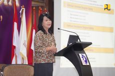 Sambil Menangis dan Memeluk Gubernur NTT, Istri Pelatih Valencia Minta Suami dan Anaknya Ditemukan