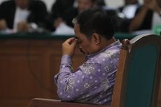 Hakim Ada Acara, Sidang Luthfi Hasan Ditunda hingga Pukul 13.00 