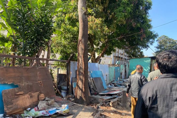 Pemkot Bandung Kembali Tertibkan 18 Bangunan Liar di Cicendo