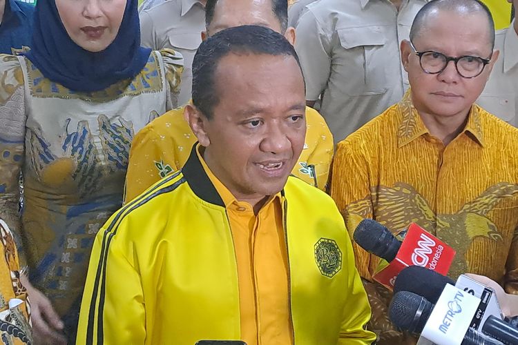 Ketua Umum Partai Golkar Bahlil Lahadalia saat ditemui di Gedung DPR, Senayan, Jakarta, Kamis (13/2/2025). 