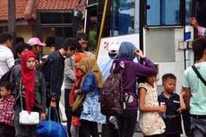 Dini Hari, Puncak Arus Balik di Terminal Kampung Rambutan