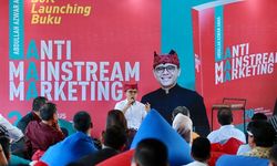 Lewat Buku, Bupati Anas Beberkan Strategi Memimpin Banyuwangi