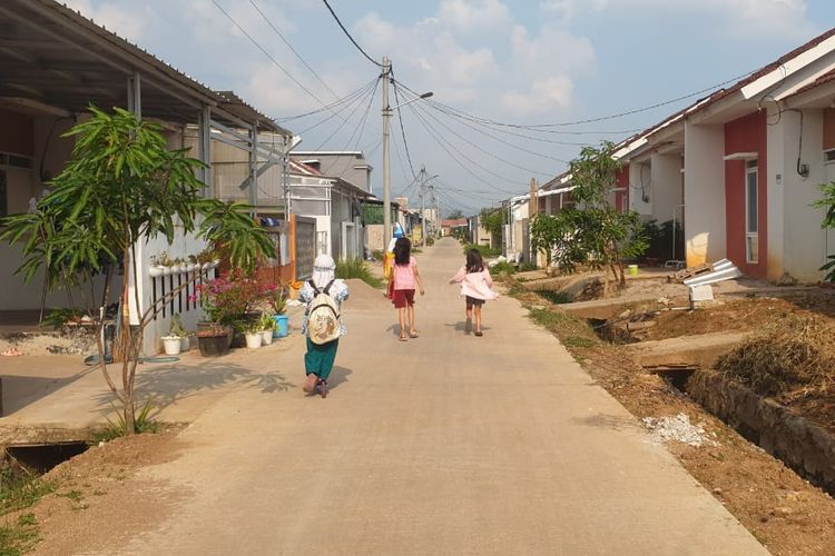  Sebanyak 1.115 rumah bersubsidi di Perumahan Perumnas Samesta Pasadana di Kabupaten Bandung, Provinsi Jawa Barat yang dibangun oleh Perum Perumnas mendapatkan bantuan prasarana, sarana dan utilitas (PSU) dari Kementerian Pekerjaan Umum dan Perumahan Rakyat (PUPR).