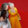 Aktris Hollywood yang Tak Malu dengan Rambut Beruban