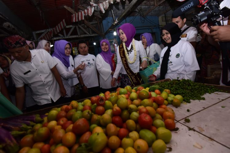 Kendali Pasar  Tradisional Tak Sebatas Urusan Ekonomi