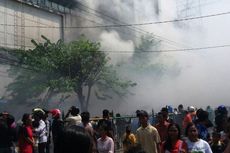 Pasar Aksara Medan Terbakar, Pedagang Panik Sambil Selamatkan Dagangan