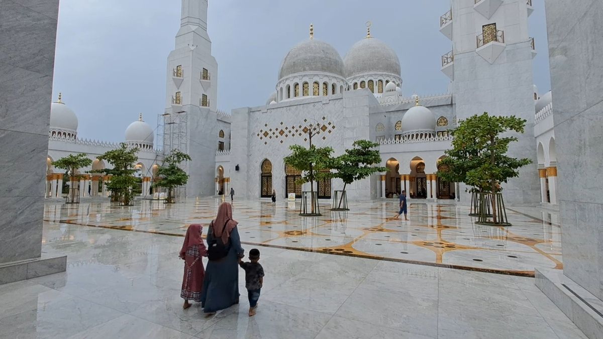 Masjid Sheikh Zayed Solo Siap Tampung 15.000 Jemaah untuk Shalat Ied
