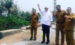 Gubernur Wahidin: Pariwisata Akan Tingkatkan Perekonomian Banten Asalkan..