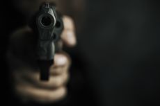Polisi Telusuri Identitas Pengendara Mobil yang Todongkan Pistol Saat Berselisih di Kebayoran Lama