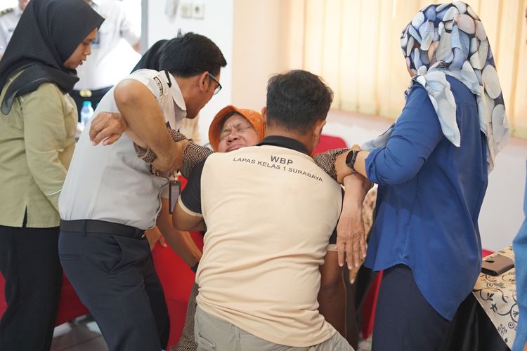 Kronologi Nenek 62 Tahun Selundupkan Sabu dalam Ayam Goreng di Lapas Porong Sidoarjo