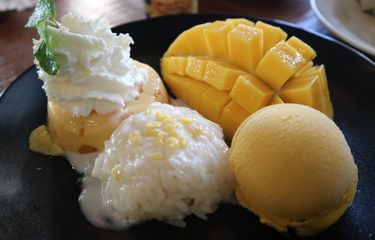 Melahap Dessert Mango "Aslinya" di Thailand