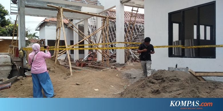 Robohnya Pendopo Kecamatan Jenggawah Diduga akibat Kesalahan Kontraktor