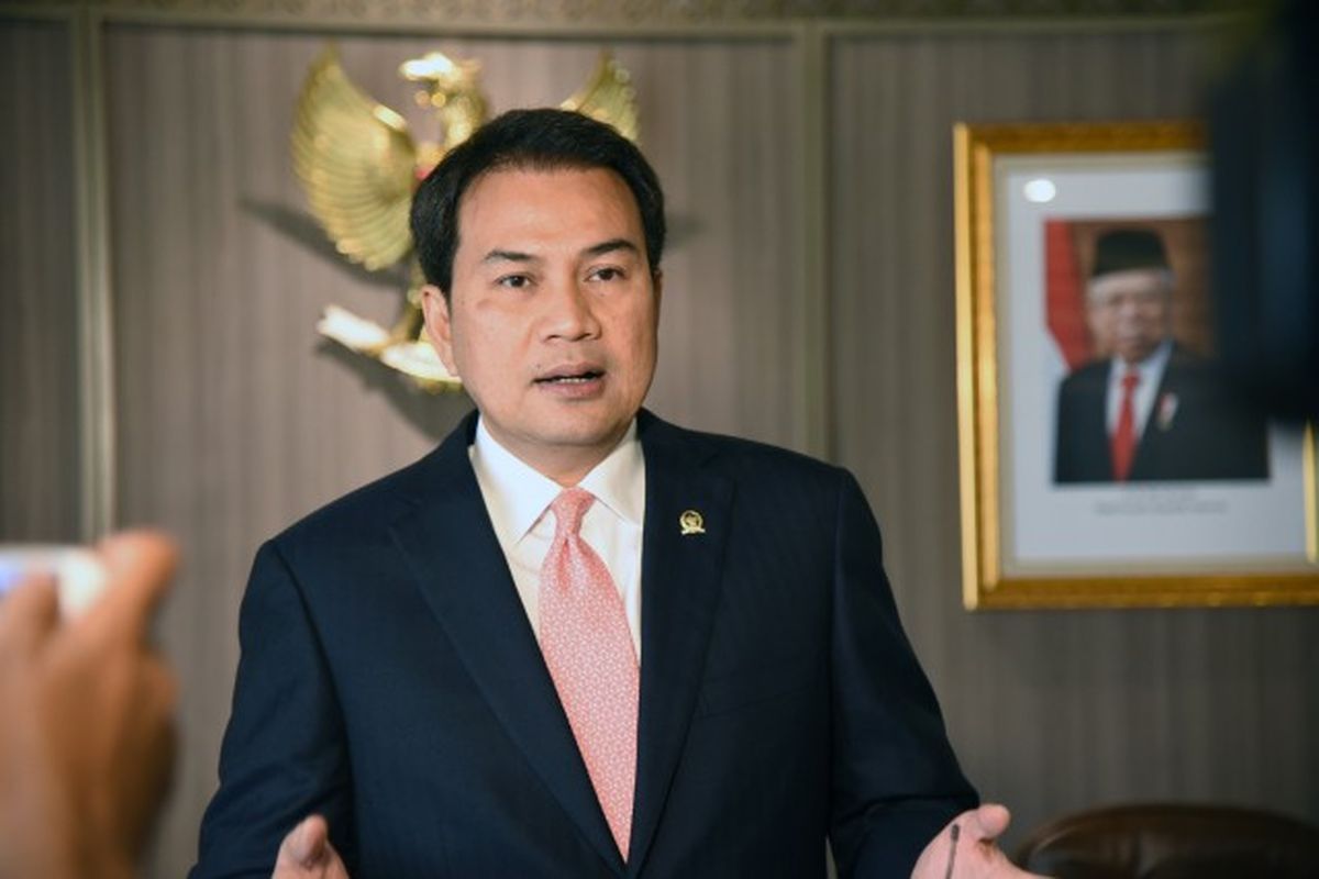 Wakil Ketua DPR RI Koordinator Bidang Politik dan Keamanan (Korpolkam) M Azis Syamsuddin mengapresiasi adanya SKB Tiga Menteri yang diteken pada Rabu (3/2/2021).