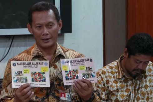 DKI Sebar Stiker Jam Belajar Malam 