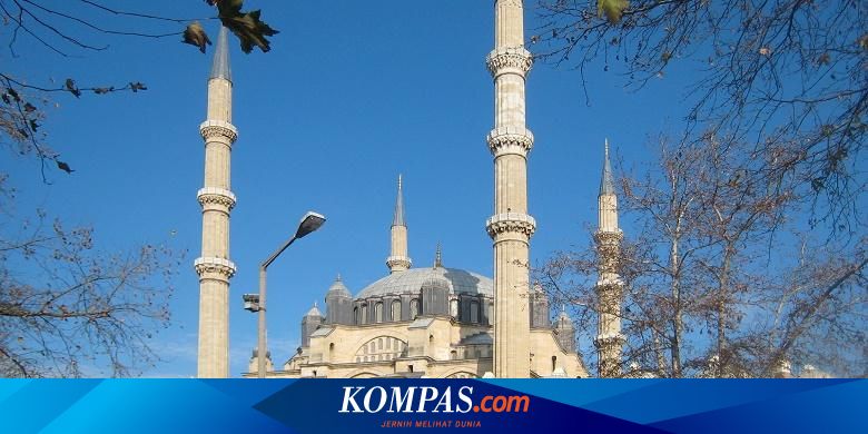 Tahukah Anda Berat Kubah Masjid Peninggalan Ottoman 2 000 Ton Halaman All Kompas Com