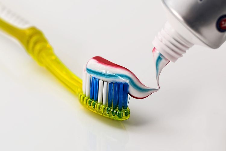 Fluoride, Unsur yang Terkandung dalam Pasta Gigi