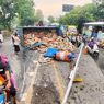 Truk Kayu Terguling, Arus Lalin Jalur Pantura Pasuruan Macet