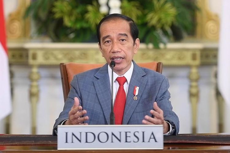Indonesia's President Joko Widodo delivers a speech at the Presidential Palace. 