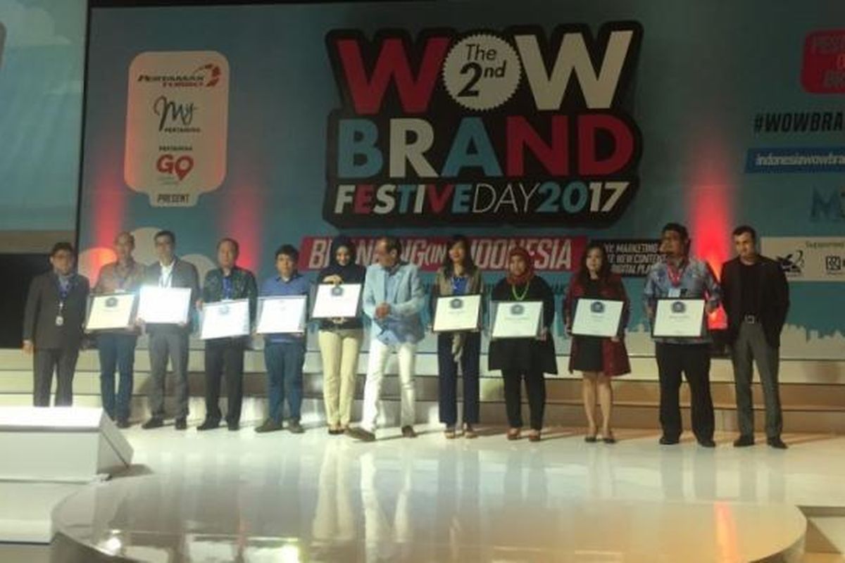 Penyerahan penghargaan WOW Brand Award 2017, Kamis (9/3/2017)